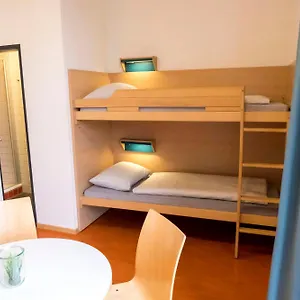 https://jugendherberge-hamburg-horner-rennbahn.hamburg-hotels-de.com